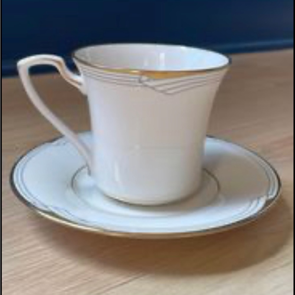 Noritake Fine China - Golden Cove -7719 - Cup and Saucer